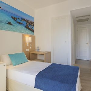 Single Room Balcony